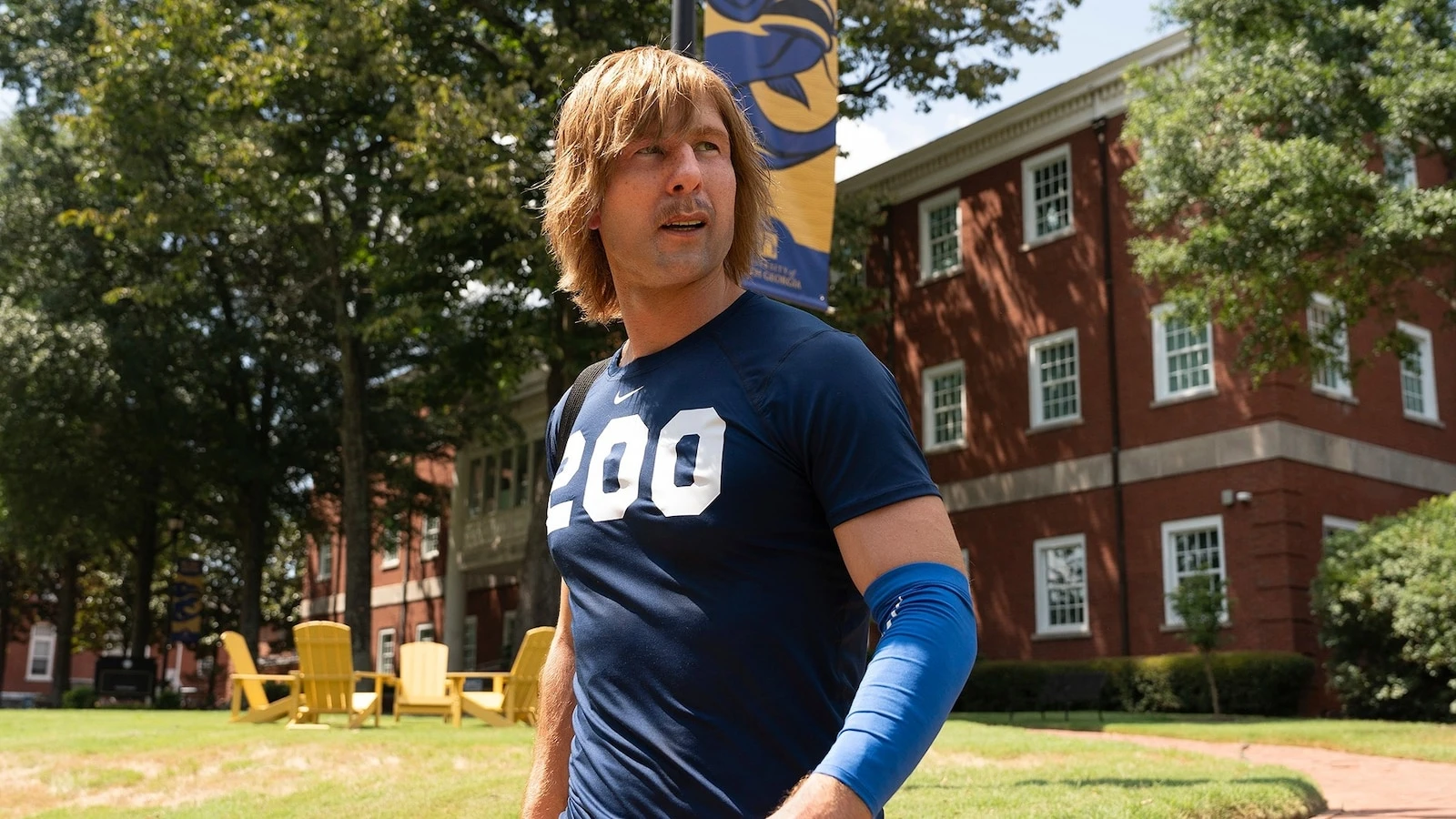 Glen Powell is a disguised college football player in 'Chad Powers' 1st lookThe series is executive produced by Peyton and Eli Manning.8/22/2024 08:02:23 EDT