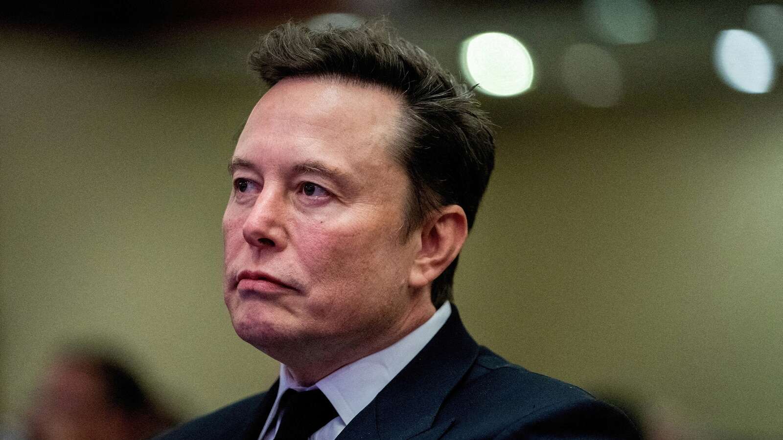 Why a judge rejected Elon Musk's $50 billion Tesla pay packageThe compensation package would have made Musk the highest-paid executive ever.12/3/2024 01:46:00 EST