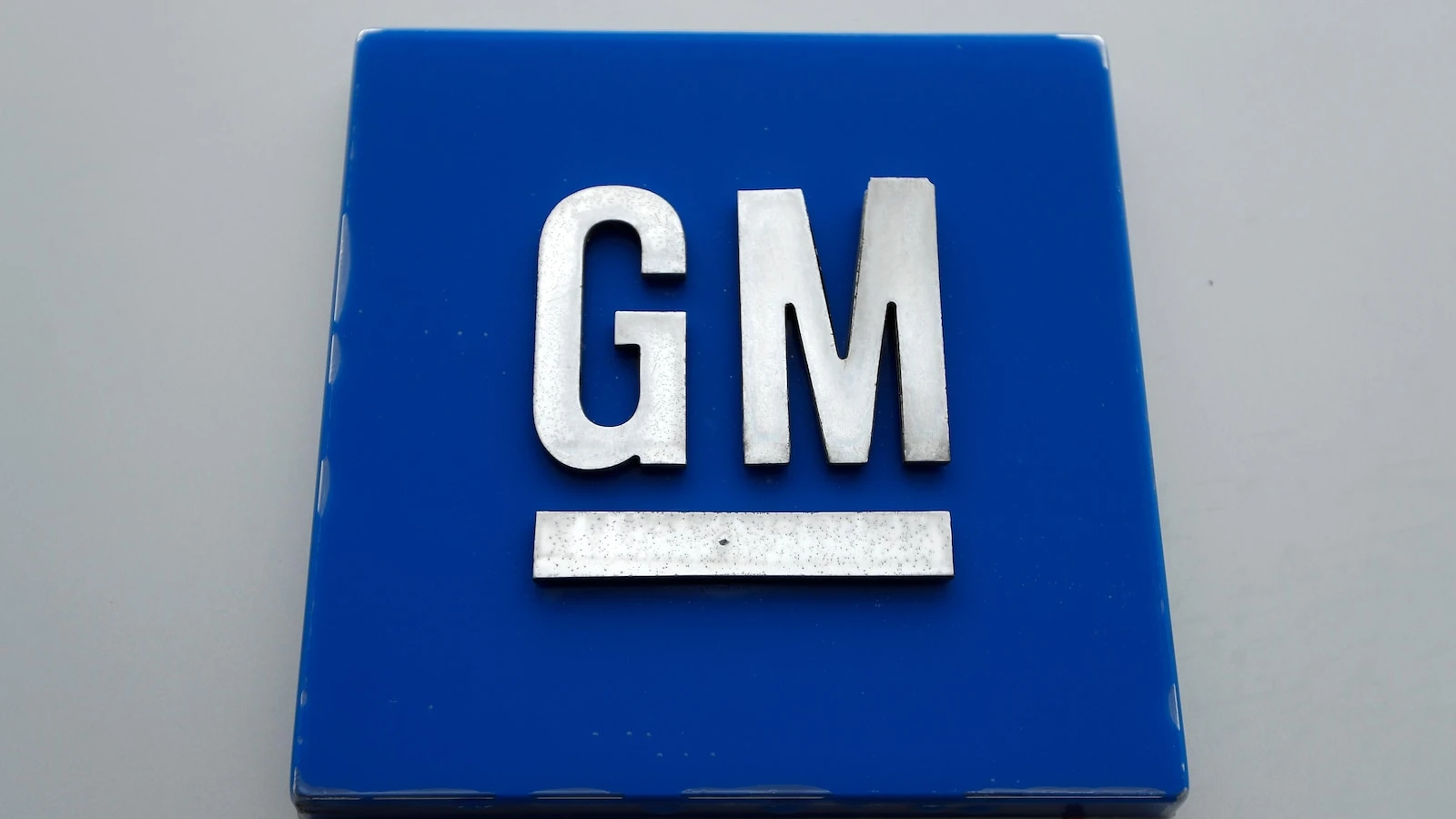 Tariff turmoil prompts cloudy forecasts from General Motors, Harley-Davidson for the year ahead