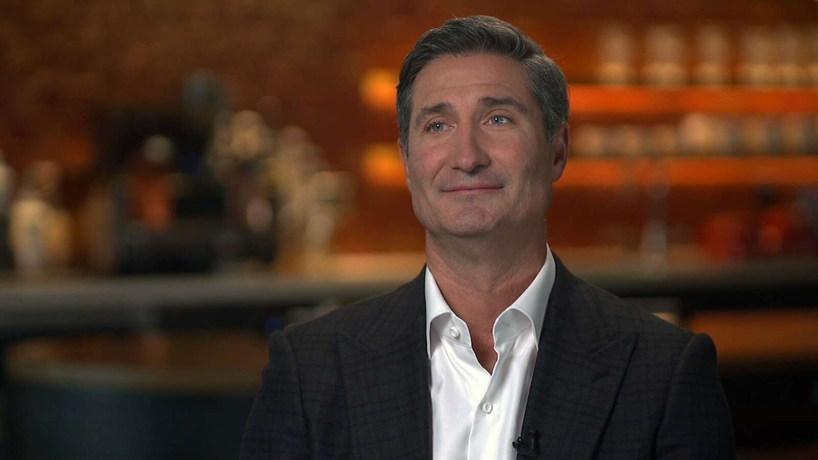 ABC NewsStarbucks CEO says better efficiency coming to mobile ordering, hints at smaller menuBrian Niccol sat down with Rebecca Jarvis to discuss the coffee chain's future.12/5/2024 10:05:08 EST