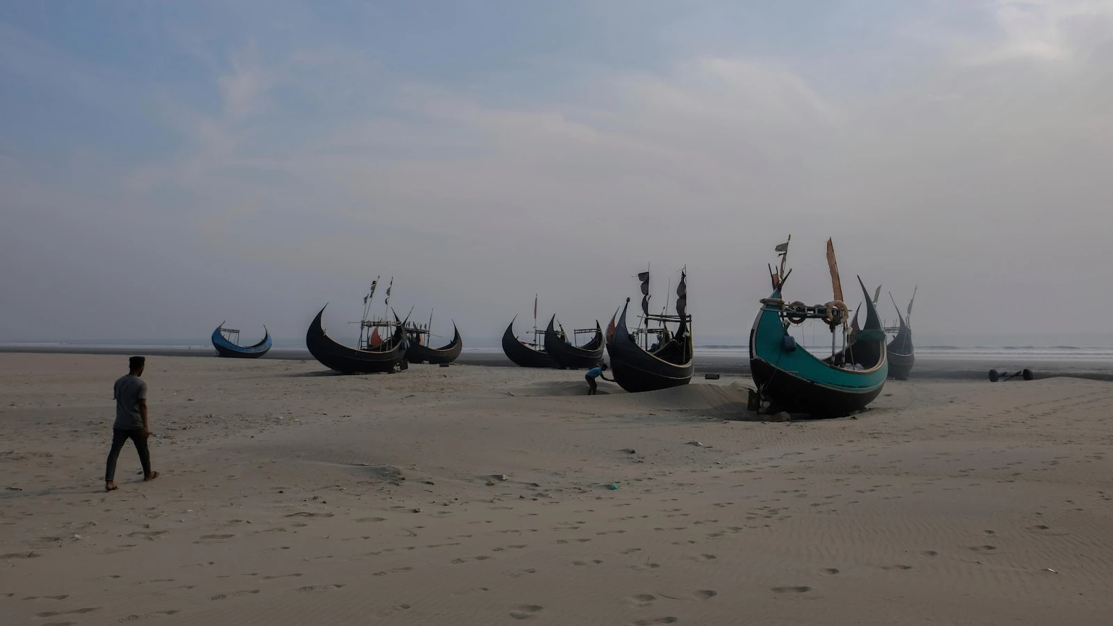 At least 250 people missing, including Rohingya and Bangladeshis, after boat sinks in Andaman Sea