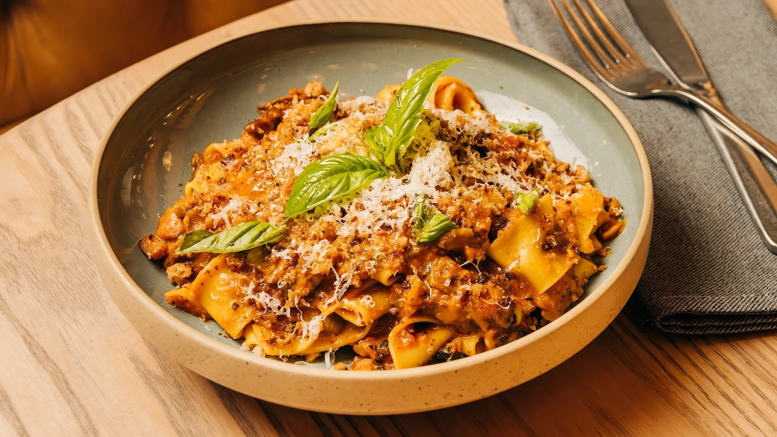Chef's recipe for mushroom and eggplant ragu and napa Caesar saladChef Max Robbins shared two dishes perfect for the change in seasons.8/22/2024 07:53:00 EDT