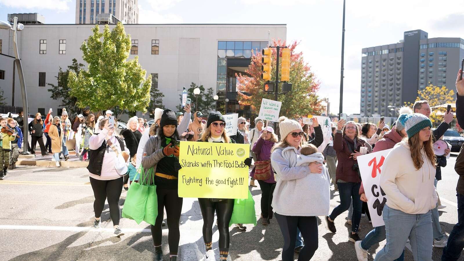 Kellogg's faces protests over food dyes in popular breakfast cerealsThe Battle Creek-based WK Kellogg headquarters saw hundreds of demonstrators.10/16/2024 11:00:28 EDT