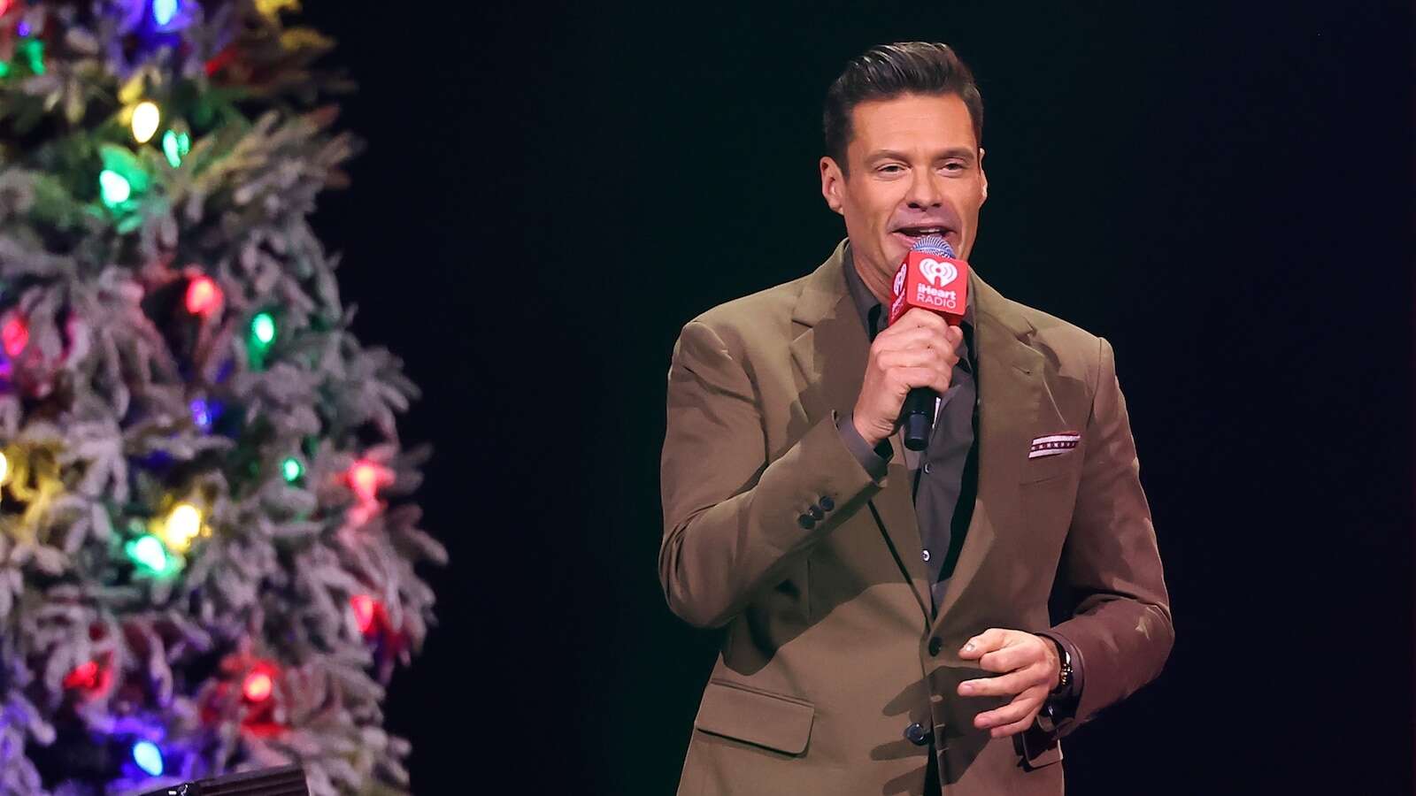 Ryan Seacrest details plan to honor 50th anniversary of 'Wheel of Fortune'He also shared what he finds most surprising as a host of the show.12/8/2024 05:22:50 EST