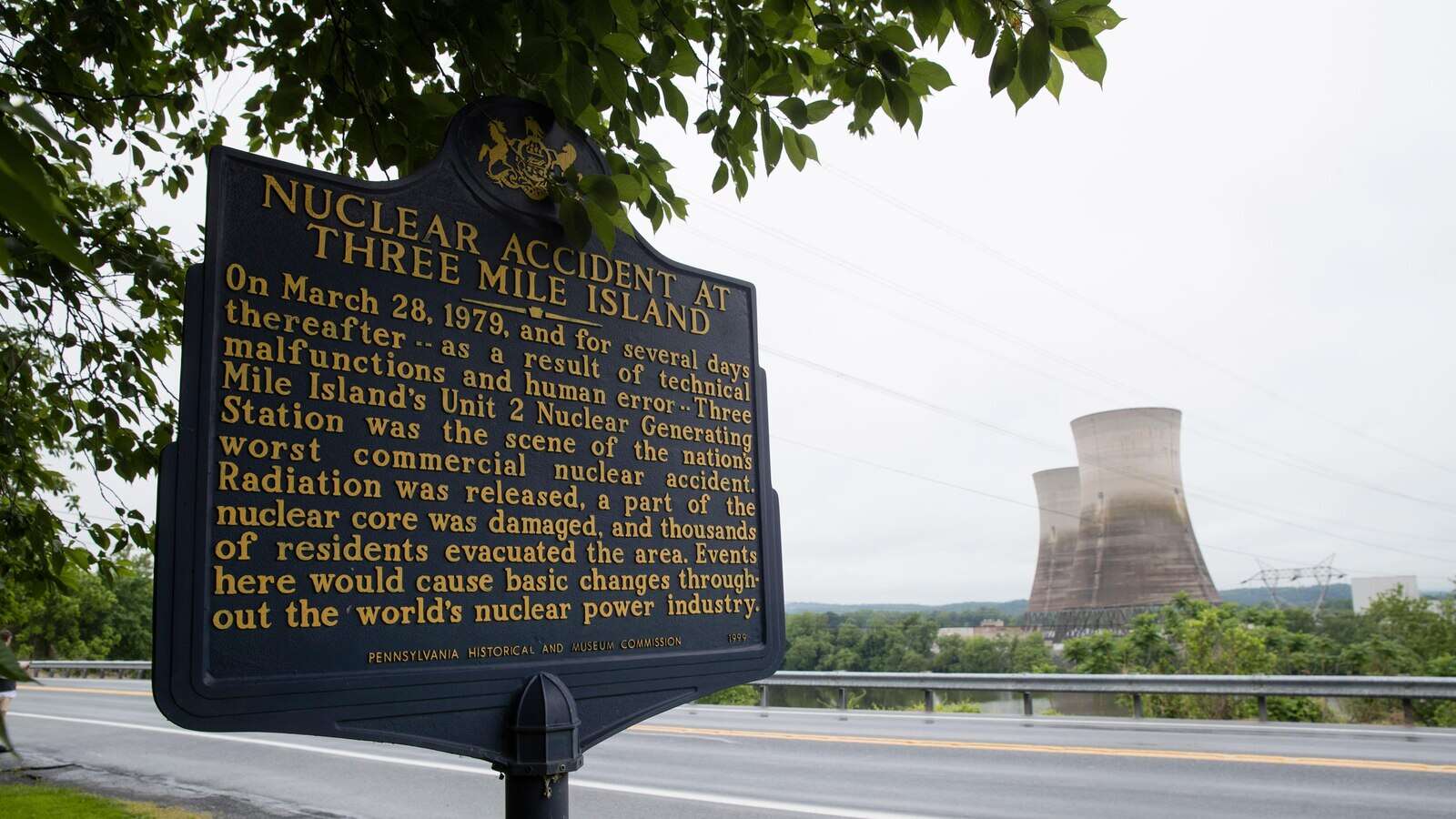 A new life is proposed for Three Mile Island supplying power to Microsoft data centers