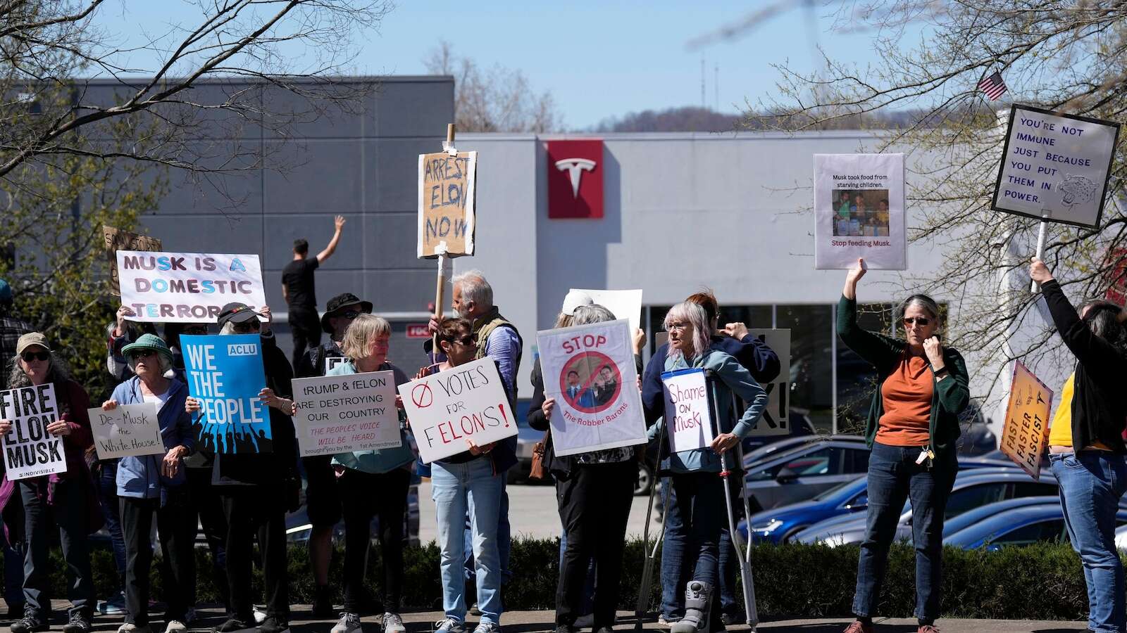 Tesla sales fall by 49% in Europe even as the electric vehicle market growsEuropean sales of Tesla electric vehicles tumbled 49% in the first two months of the year even as overall sales of EVs grew11 minutes ago