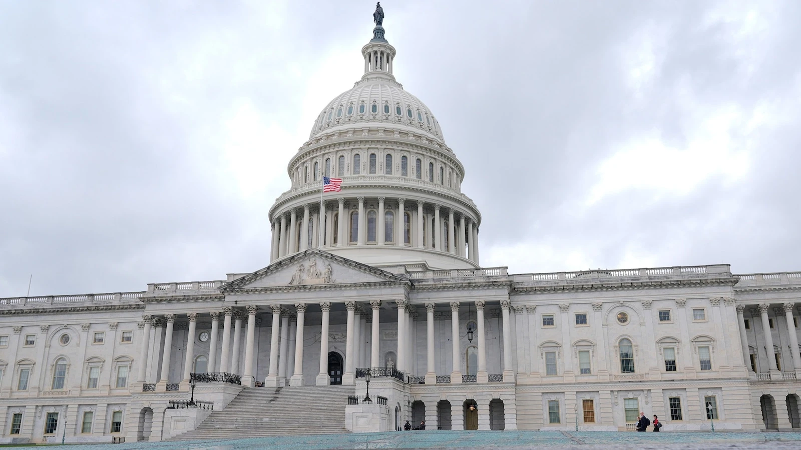 Federal courts may quickly face curtailed operations if government shuts down