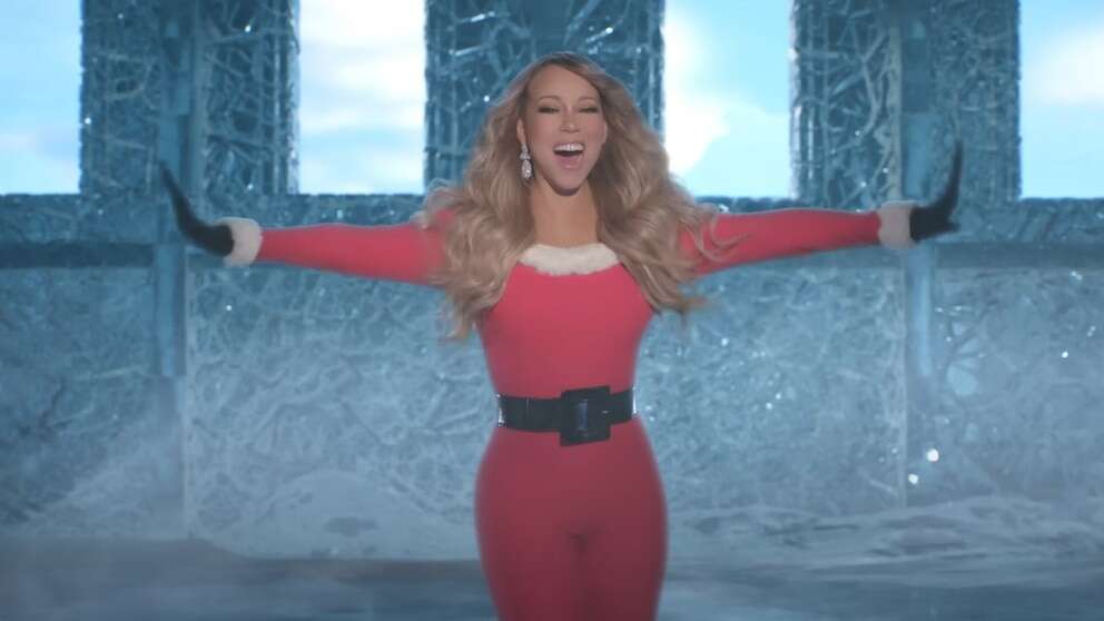 Mariah Carey announces 'It's time' in video ringing in the holiday seasonThe iconic singer is ready for the holidays.11/1/2023 10:54:08 EDT