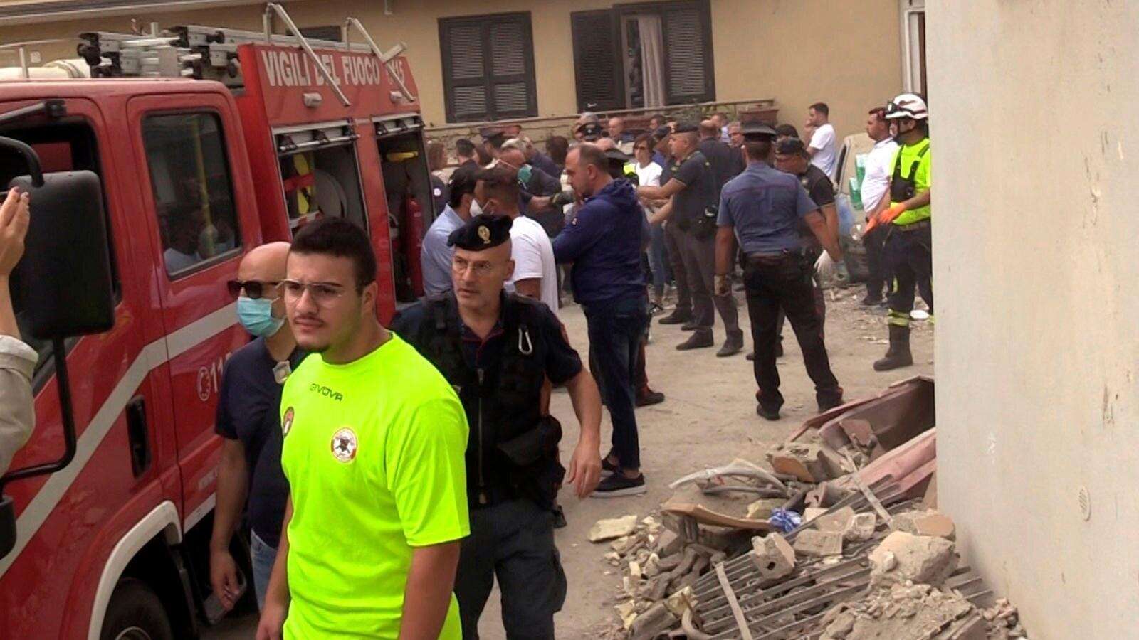 Building collapse in Naples leaves 2 siblings dead and mother and another woman trapped