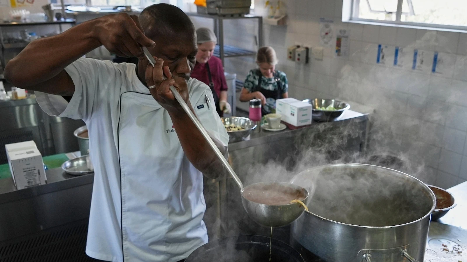 South African cooks join forces to fight hunger on Mandela Day
