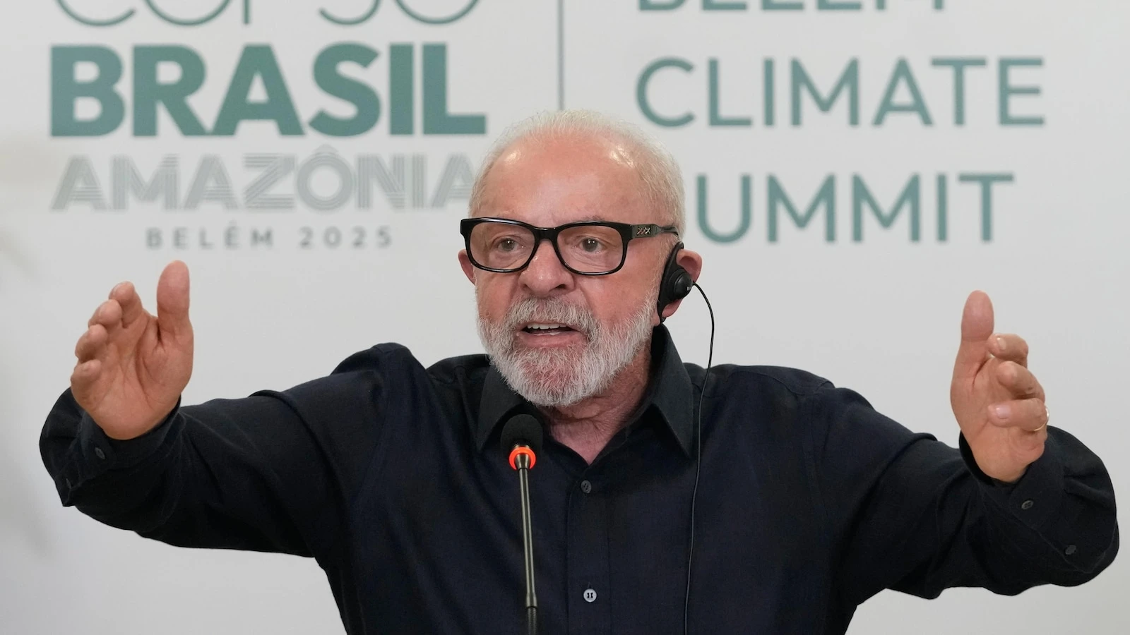 Brazil's Lula to call Trump if tariff talks stall, pushes against conflict in Venezuela