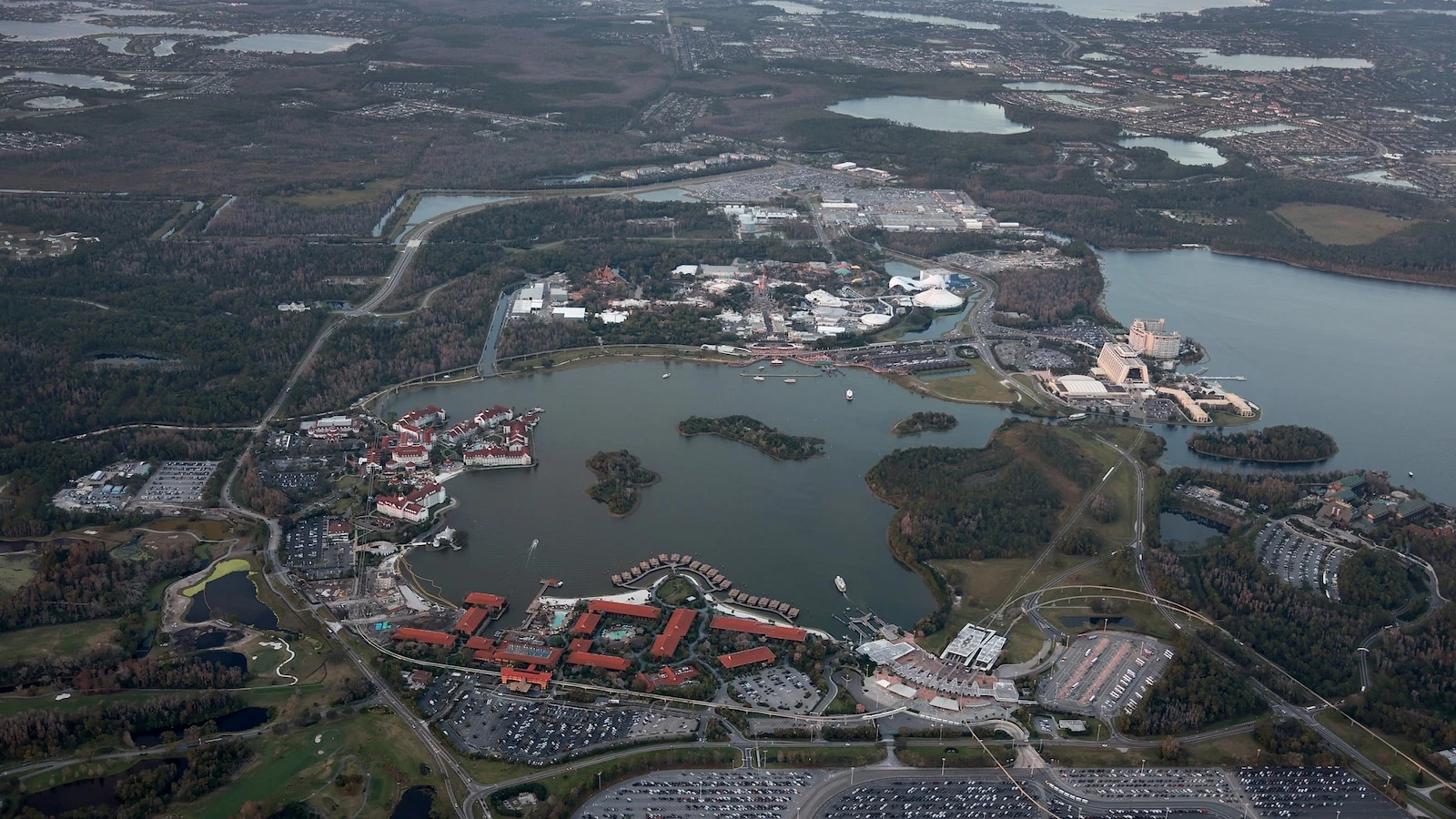 Disney-Florida development agreement moves forward