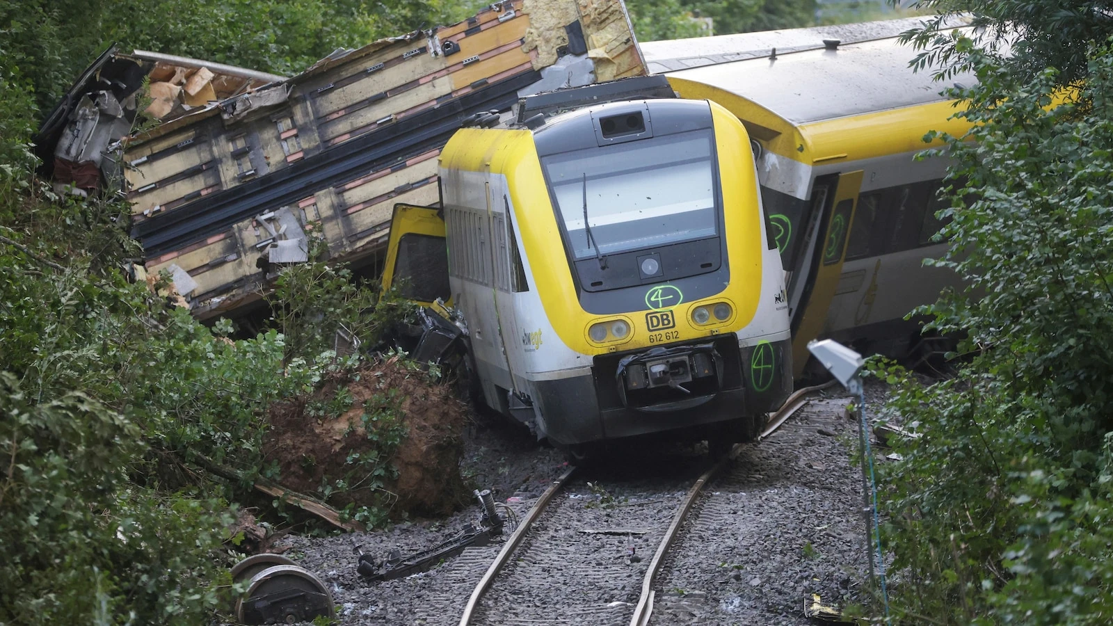 Train derailment that killed 3 in Germany apparently was caused by landslide