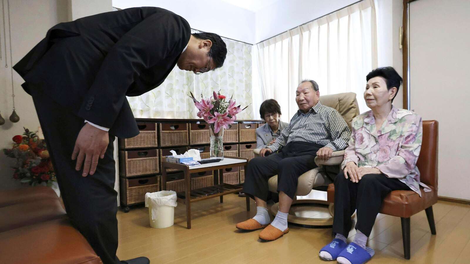 A Japanese police chief apologizes to a man acquitted after 50 years on death row