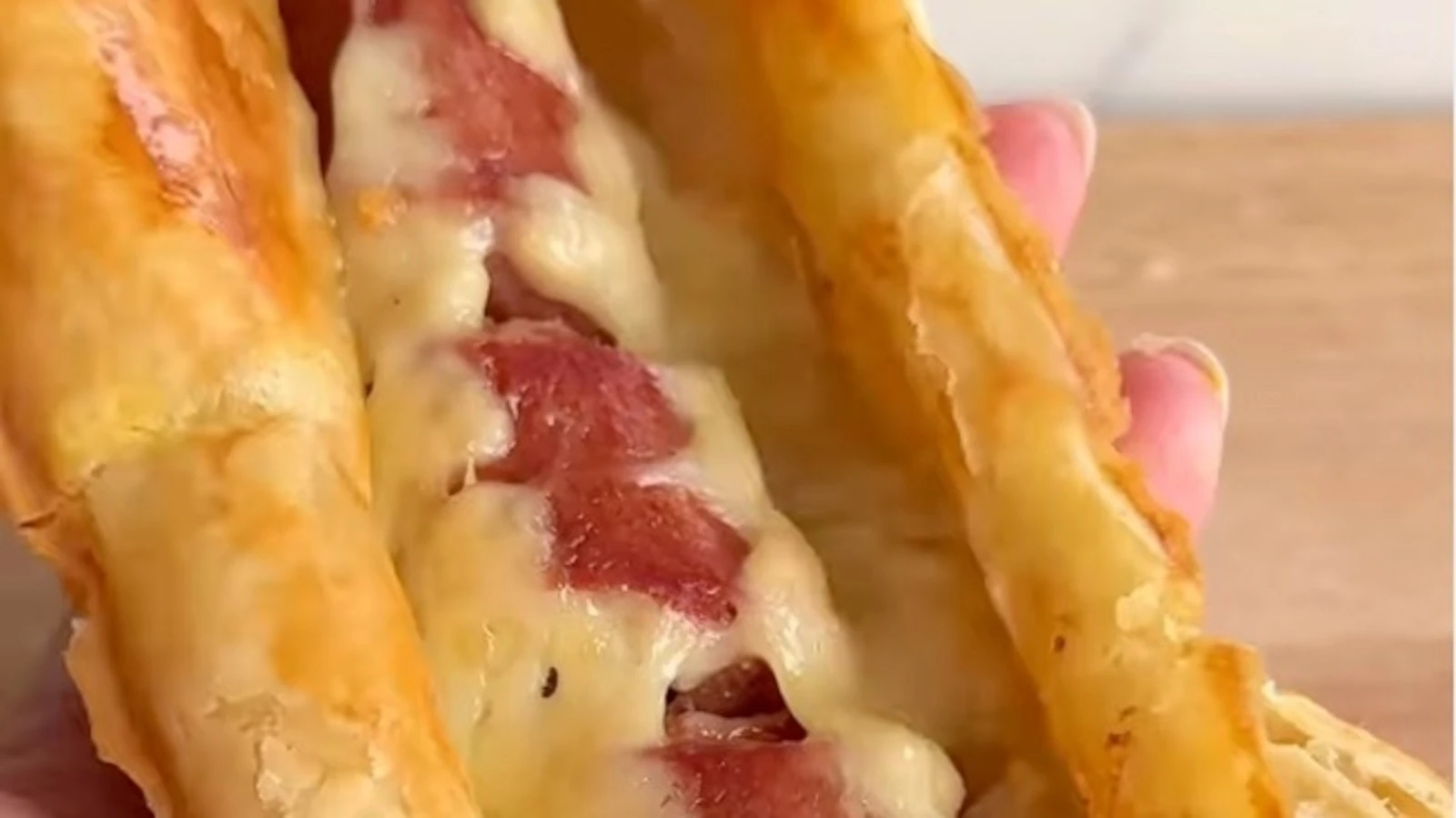 How to make viral puff pastry hot dogs for Fourth of JulyAlexa Santos shared her take on the summertime snack.42 minutes ago