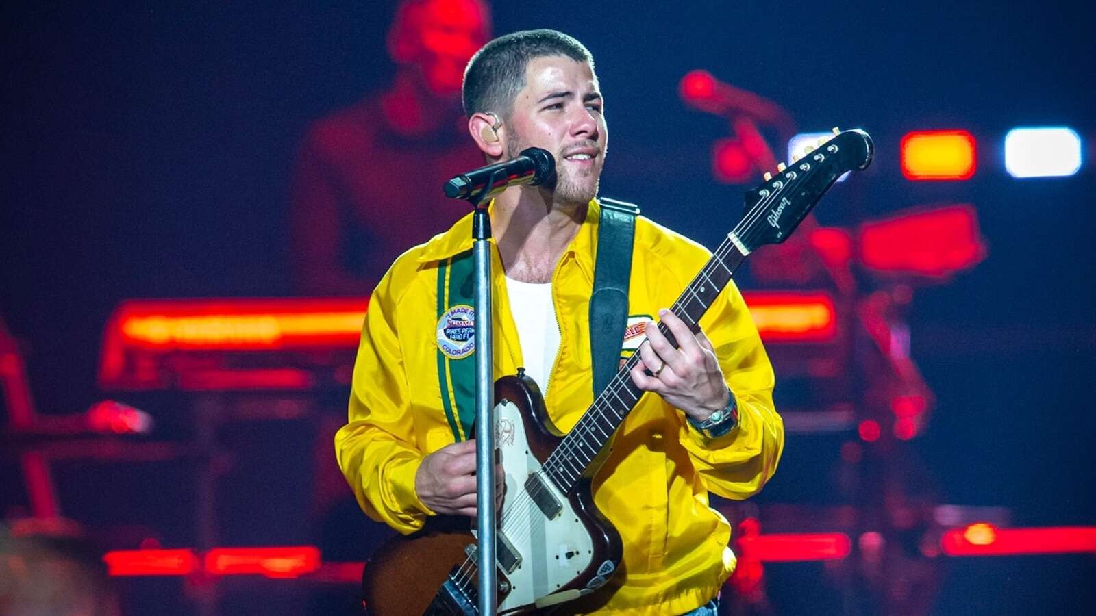 Nick Jonas runs off stage during show due to safety concernThe Jonas Brothers played the O2 arena in Prague on Tuesday.10/16/2024 03:07:00 EDT