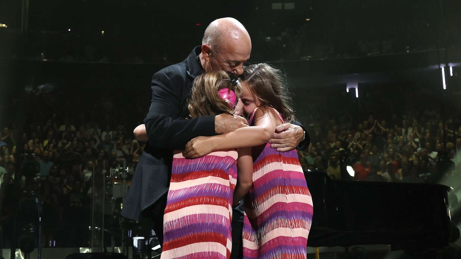 Billy Joel ends historic Madison Square Garden residency with epic showBilly Joel celebrated his 150th lifetime show at Madison Square Garden.7/26/2024 10:21:00 EDT