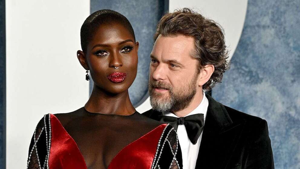 Jodie Turner-Smith files for divorce from Joshua Jackson after 4 years of marriageThe couple, who wed in August 2019, share a 3-year-old daughter.10/2/2023 01:46:05 EDT