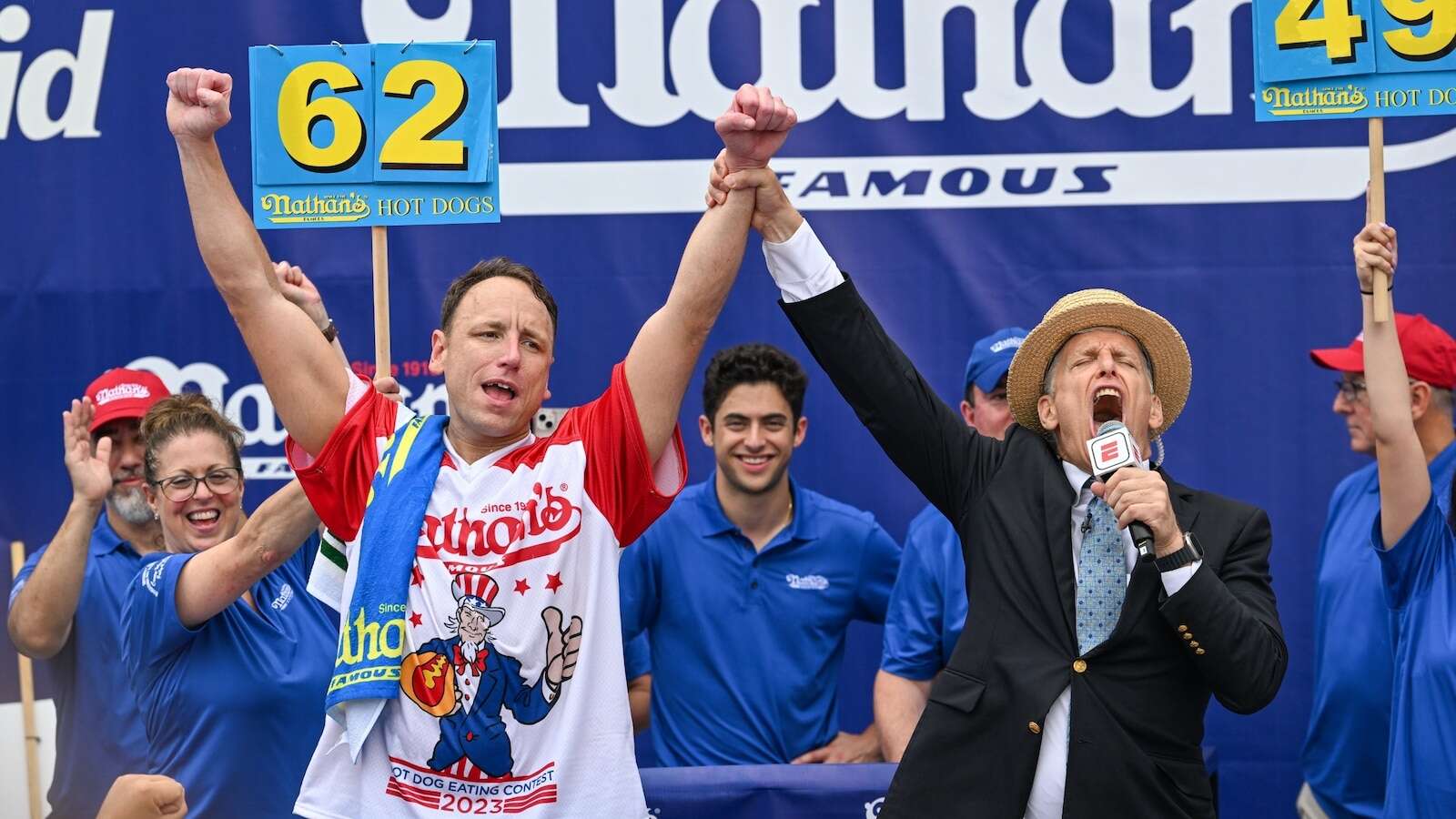 Alexi J. Rosenfeld/Getty ImagesJoey Chestnut opens up about 4th of July hot dog contest ban, where he'll eat insteadChestnut was not able to compete in this year's Nathan's Hot Dog Eating Contest.7/3/2024 04:21:17 EDT