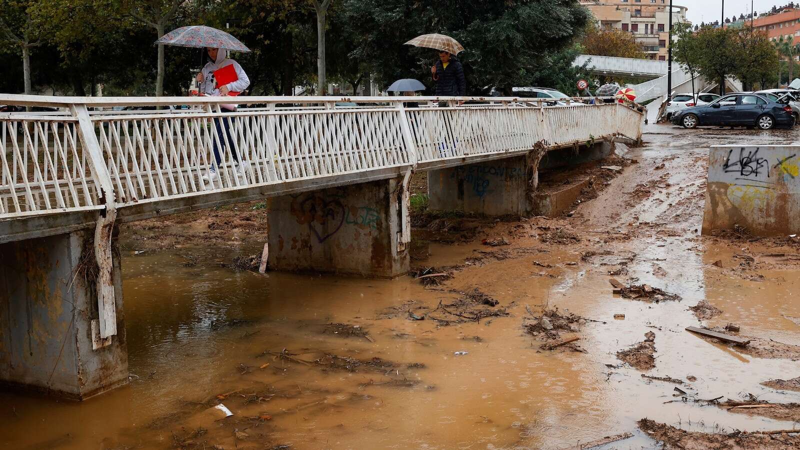 Heavy rain threatens Valencia, Spain, after deadly flash floodingThe flash floods were caused by heavy rain, Spain's meteorological agency said.October 30, 2024