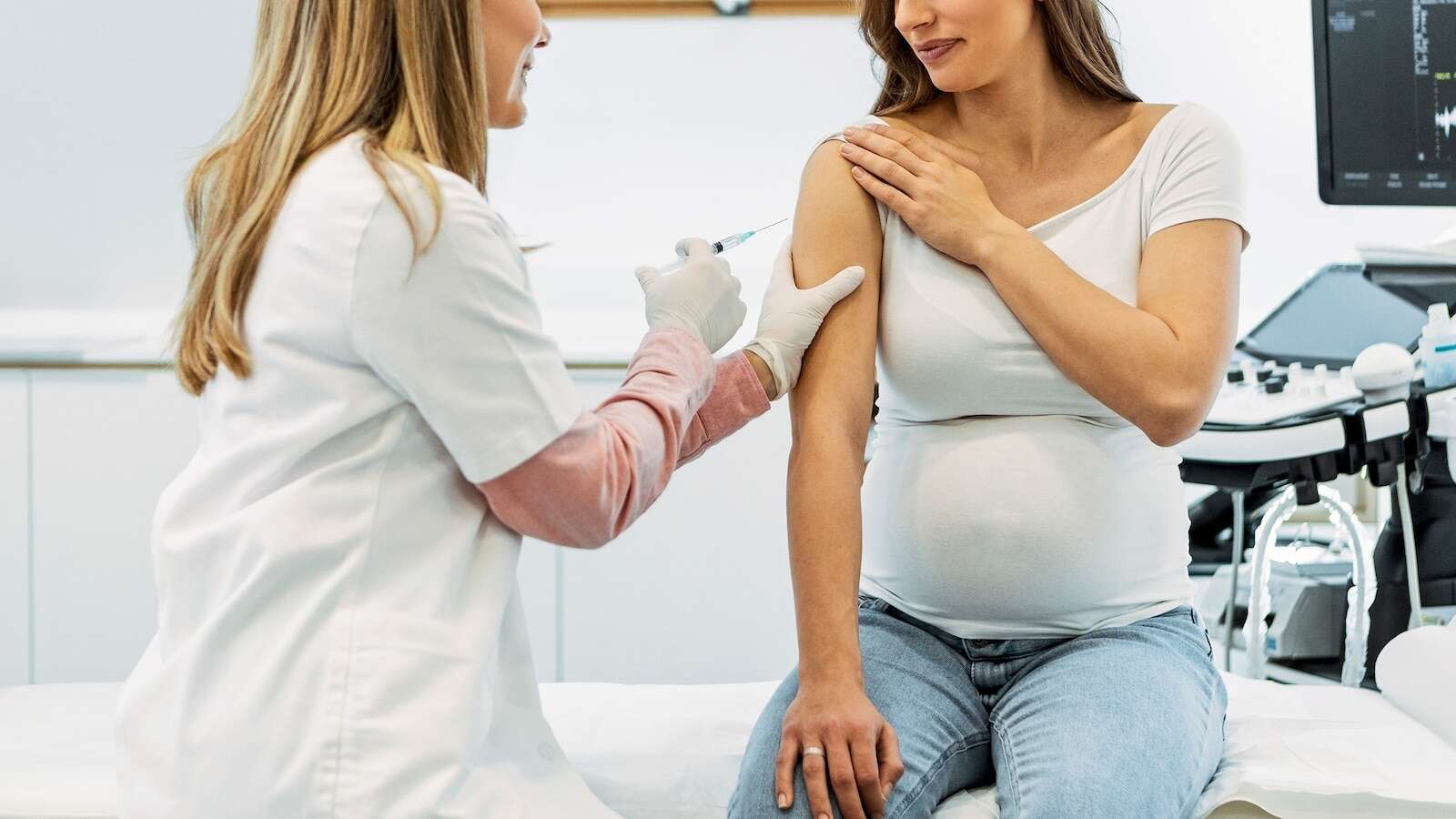 No significant risk of birth defects after 1st trimester COVID vaccine: Study