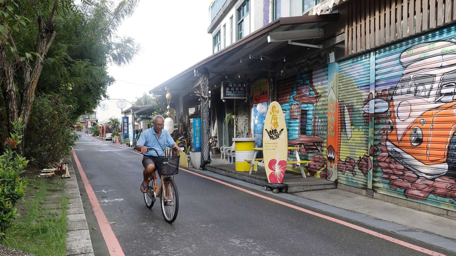 Taiwan shuts schools and offices ahead a direct hit from powerful typhoon