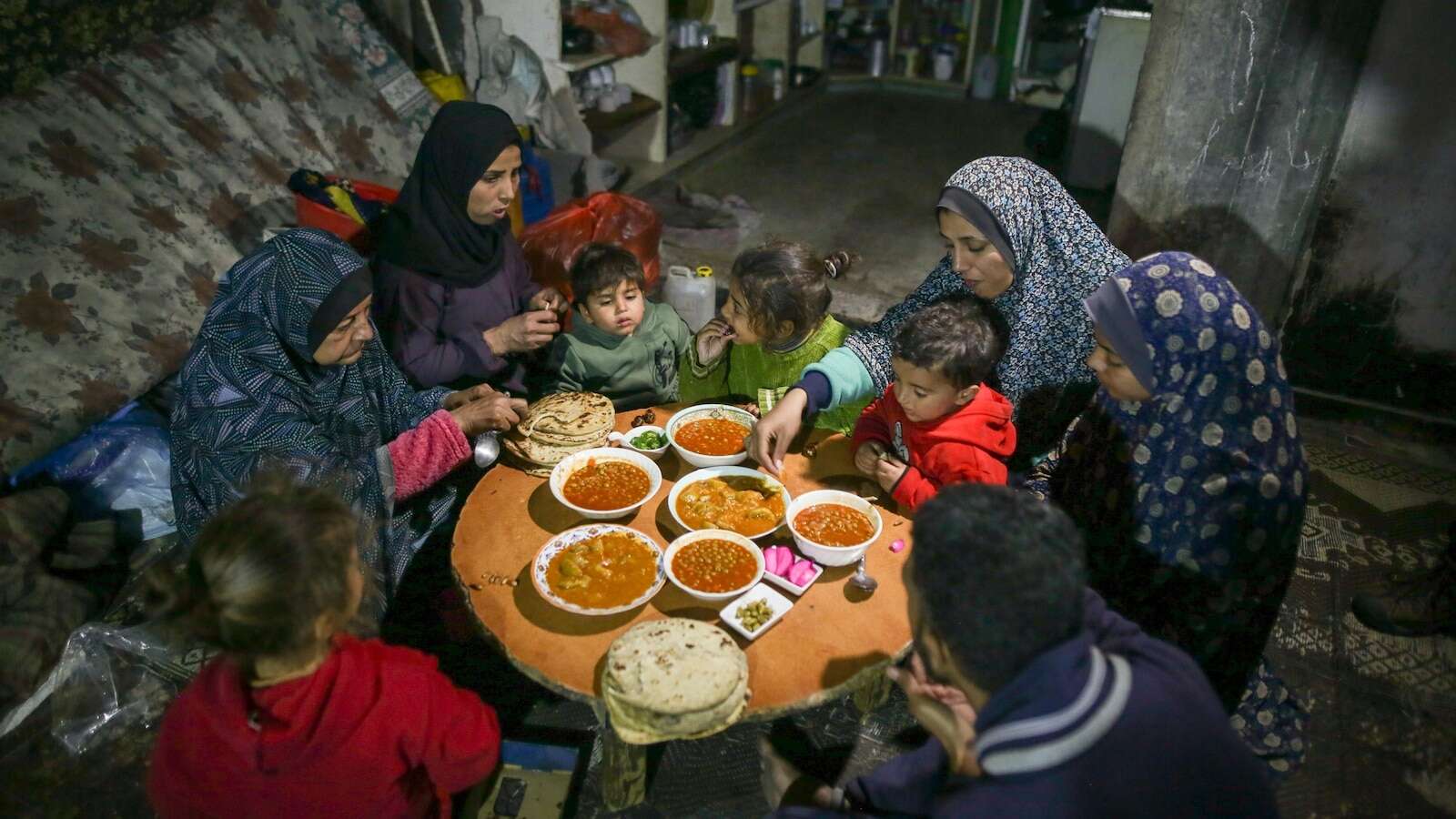 Ramadan begins in Gaza amid a fragile ceasefire