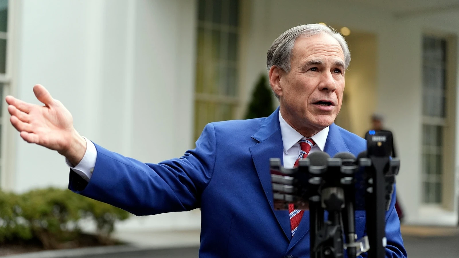 Texas House Democrats remain out of state as redistricting showdown continues
