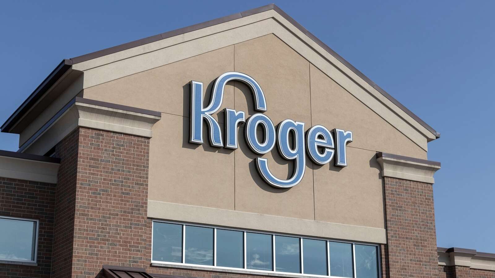 Kroger CEO vows $1B price cut on groceries if Albertsons merger closesThe Federal Trade Commission sued earlier this year to prevent the deal.9/5/2024 03:35:00 EDT