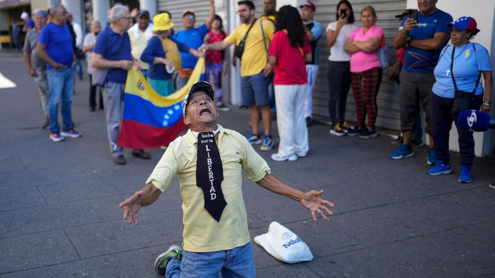 Venezuela's opposition calls for protests against a third term for President Maduro