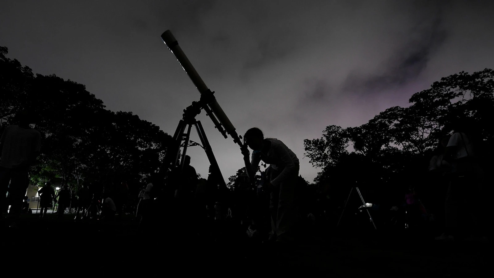 Six planets are hanging out in early morning skies this month. Here's how to spot them