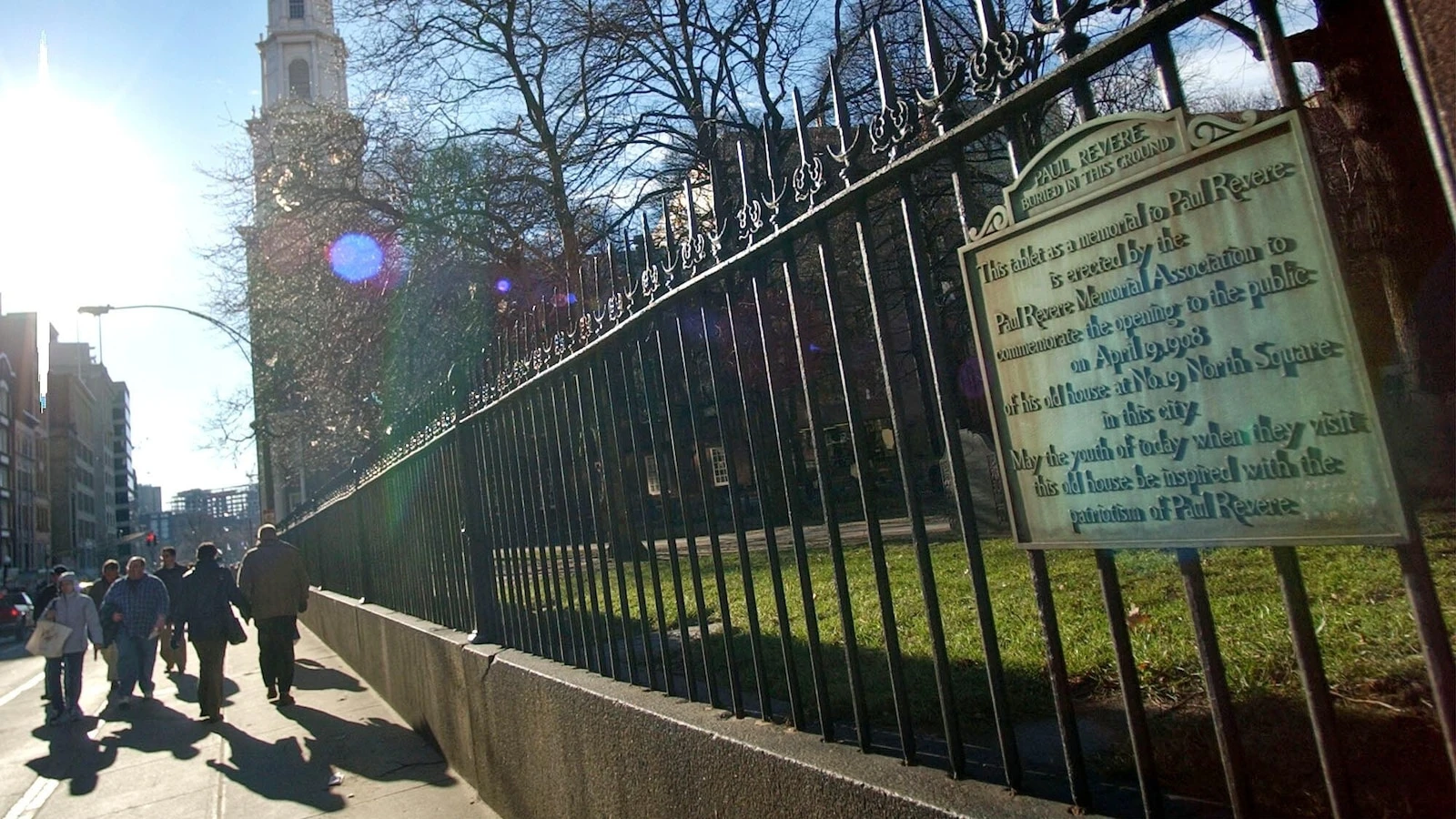 Nature walks are good for you, but can a city stroll be just as good?