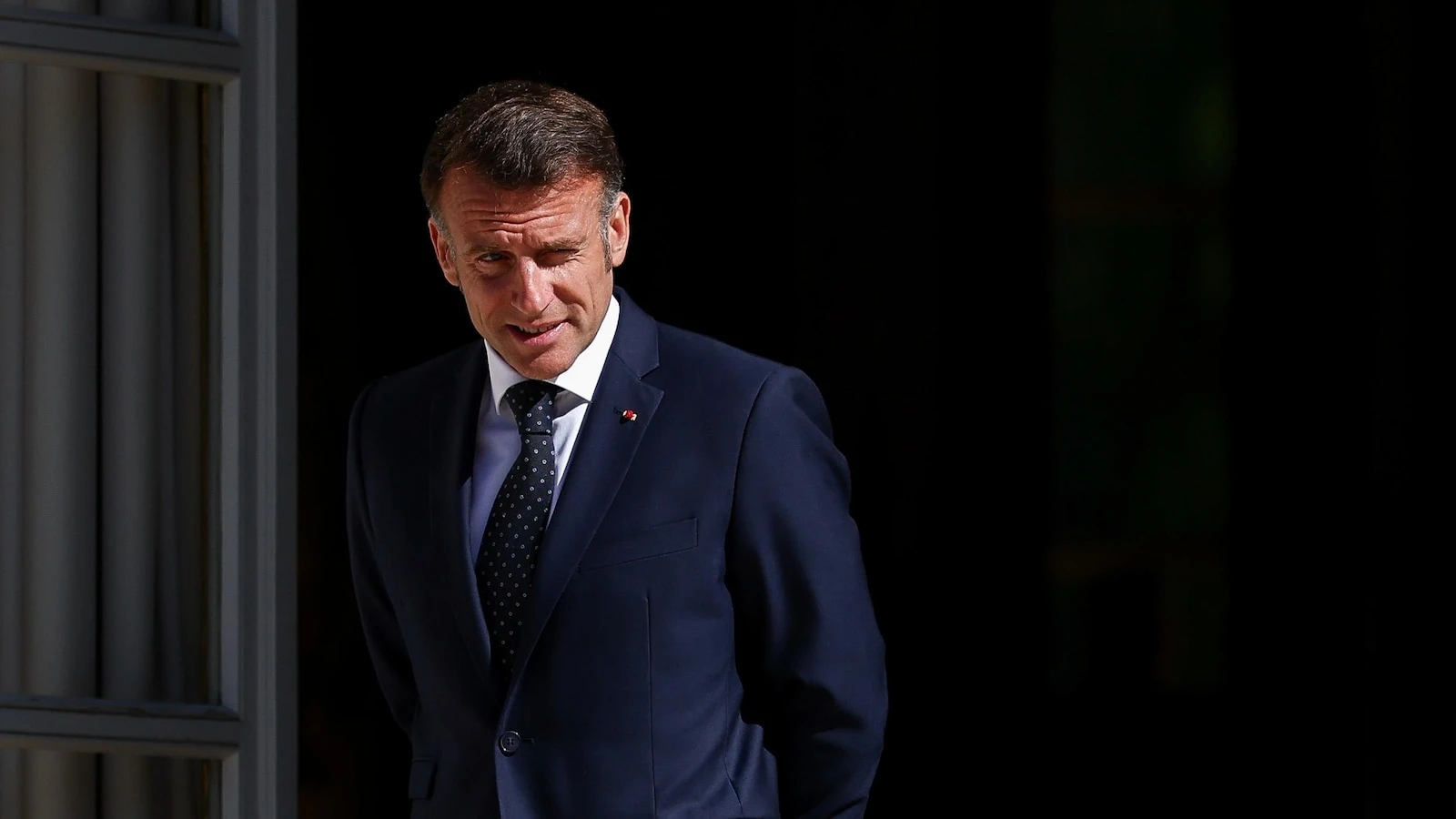 European leaders urge a negotiated settlement as Iran closes the Strait of Hormuz