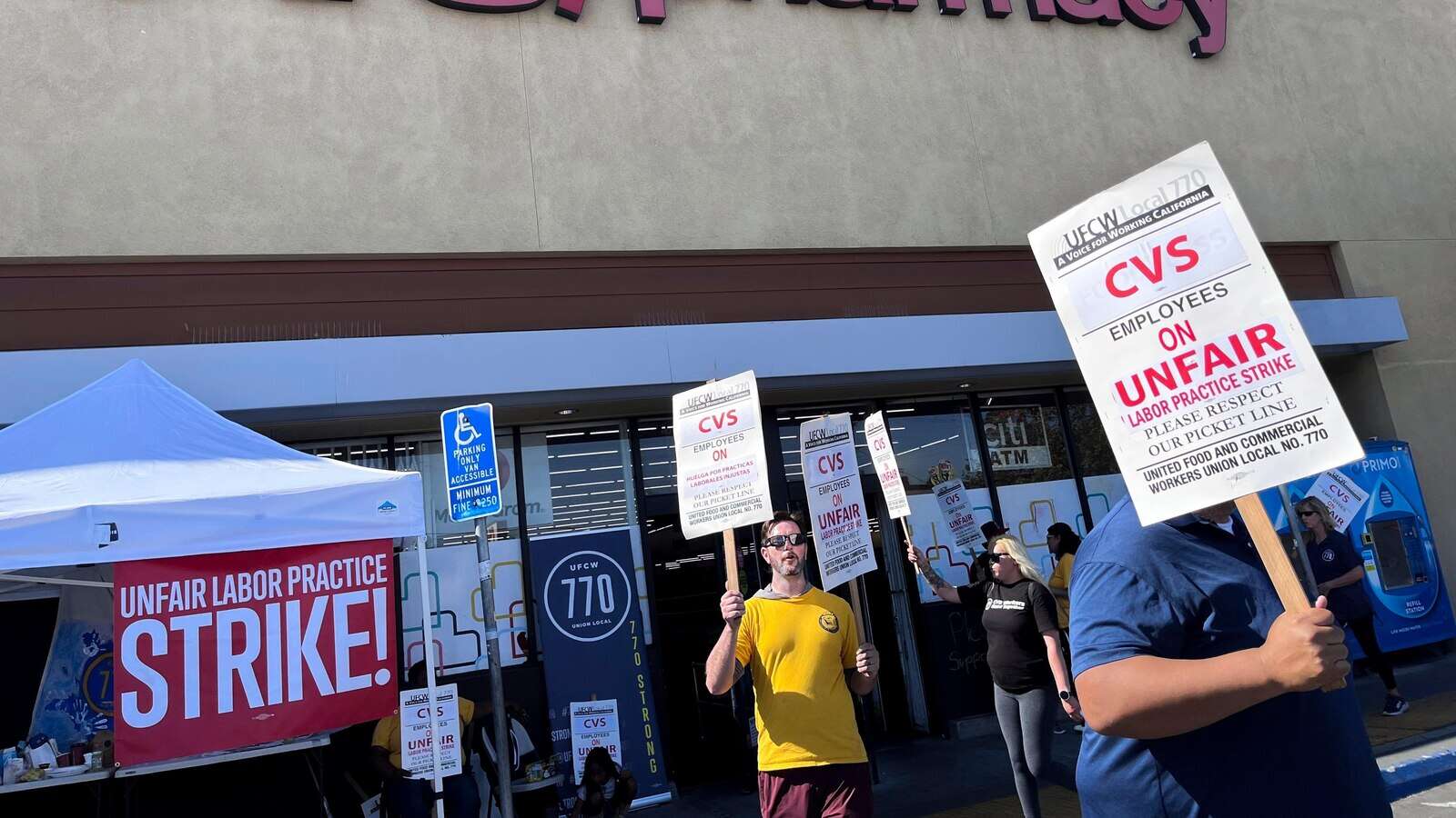 CVS workers reach tentative contract agreement after weekend strike