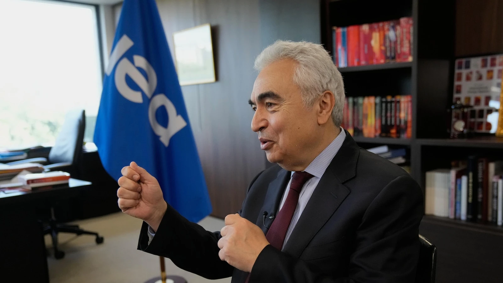 Europe has 'maybe 6 weeks of jet fuel left,' energy agency head says