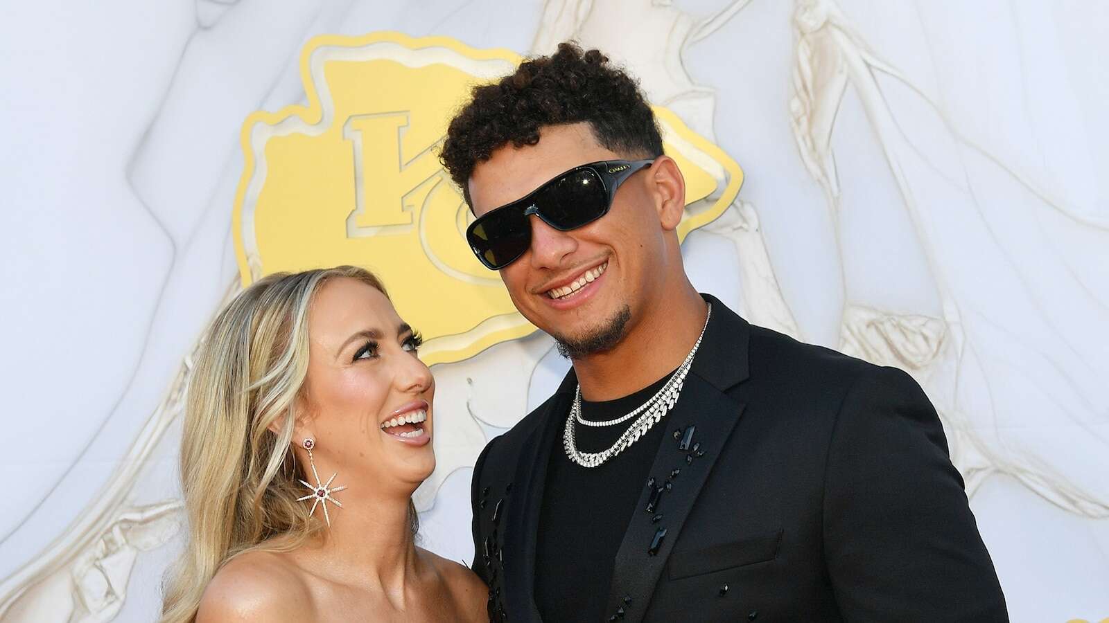 Brittany and Patrick Mahomes reveal the sex of their 3rd babyThe couple announced last week they were expecting their third child.7/20/2024 12:09:39 EDT