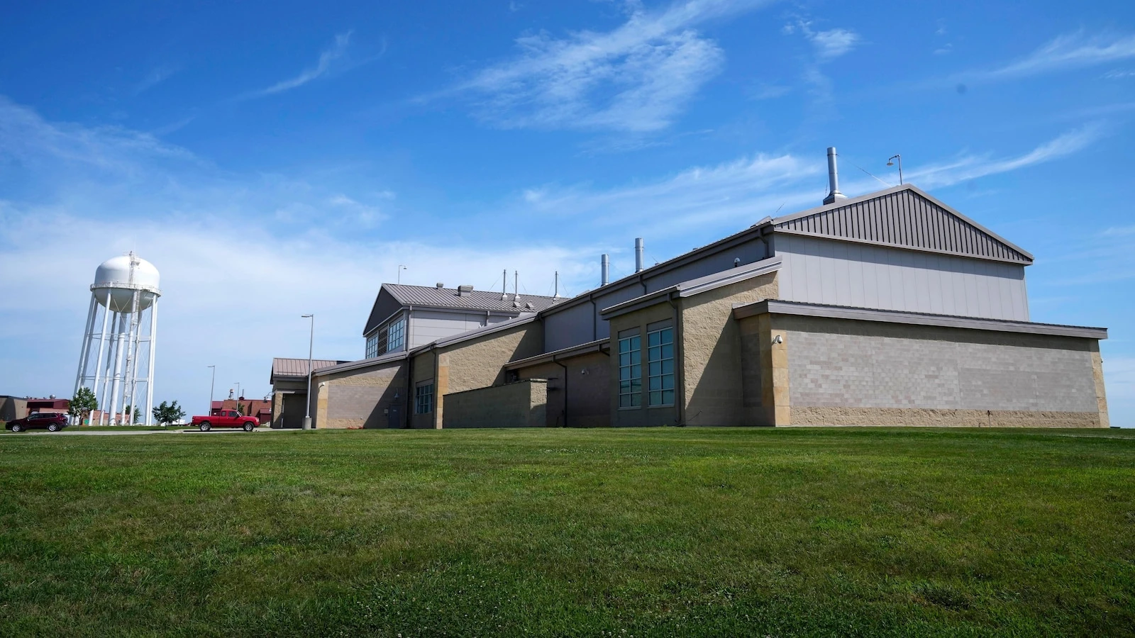USDA efforts to solve the bird flu outbreak in cows are taking center stage in central Iowa
