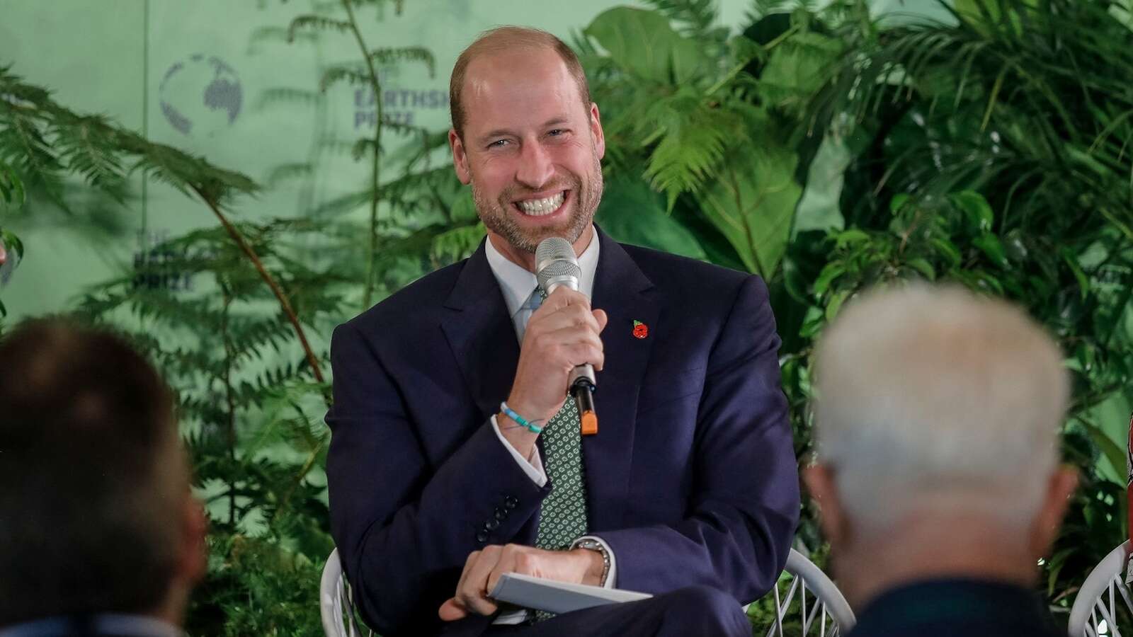 Gianluigi Guercia/POOL/AFP via Getty ImagesPrince William spotted wearing 'Papa' friendship braceletWilliam and his wife Kate Middleton are the parents of three children.11/5/2024 12:34:00 EST