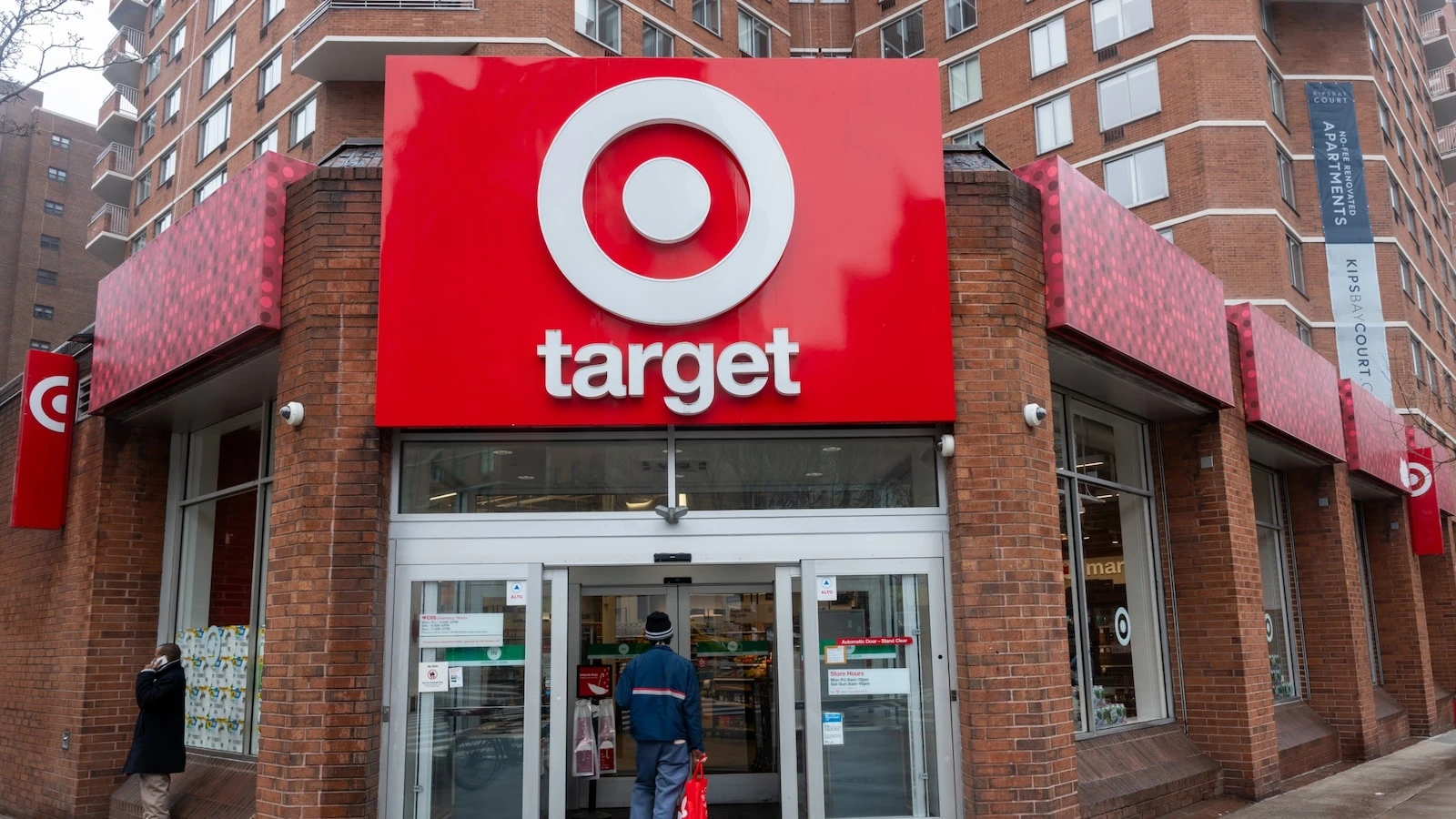 Target to cut prices on 5,000 items: See which items will cost lessTarget customers will see lower prices on items ranging from milk to diapers.5/20/2024 12:50:00 EDT