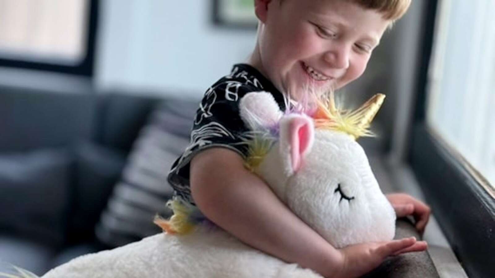 Moms launch project to reunite kids impacted by LA fires with stuffed toysThe LA Lost Stuffy Project seeks to help displaced kids and their families.January 16, 2025