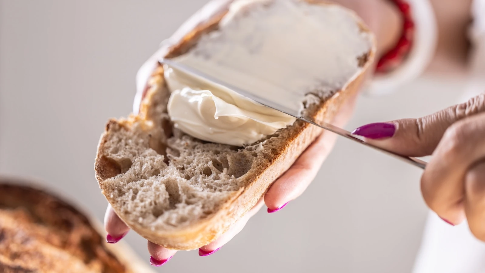 Cream cheese recall expanded, Tillamook cheese slices sold at CostcoThese are two separate recalls from two different brands. 6/7/2024 11:43:00 EDT