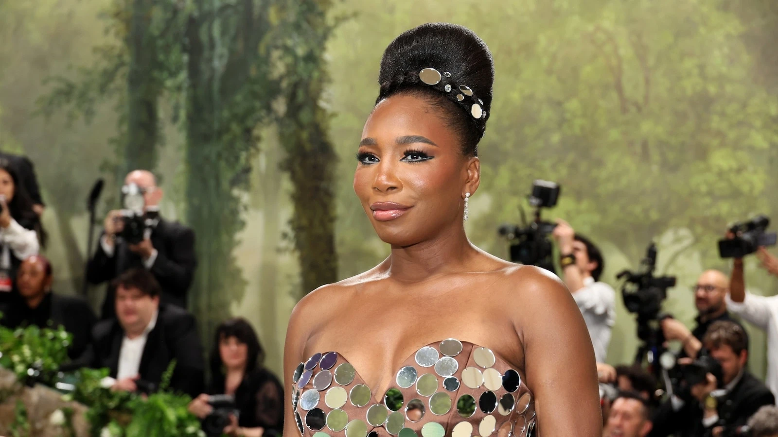 Venus Williams honored with her own Barbie doll for Mattel's new campaignShe is among nine athletes worldwide to be made into their own Barbie dolls.5/22/2024 03:59:00 EDT