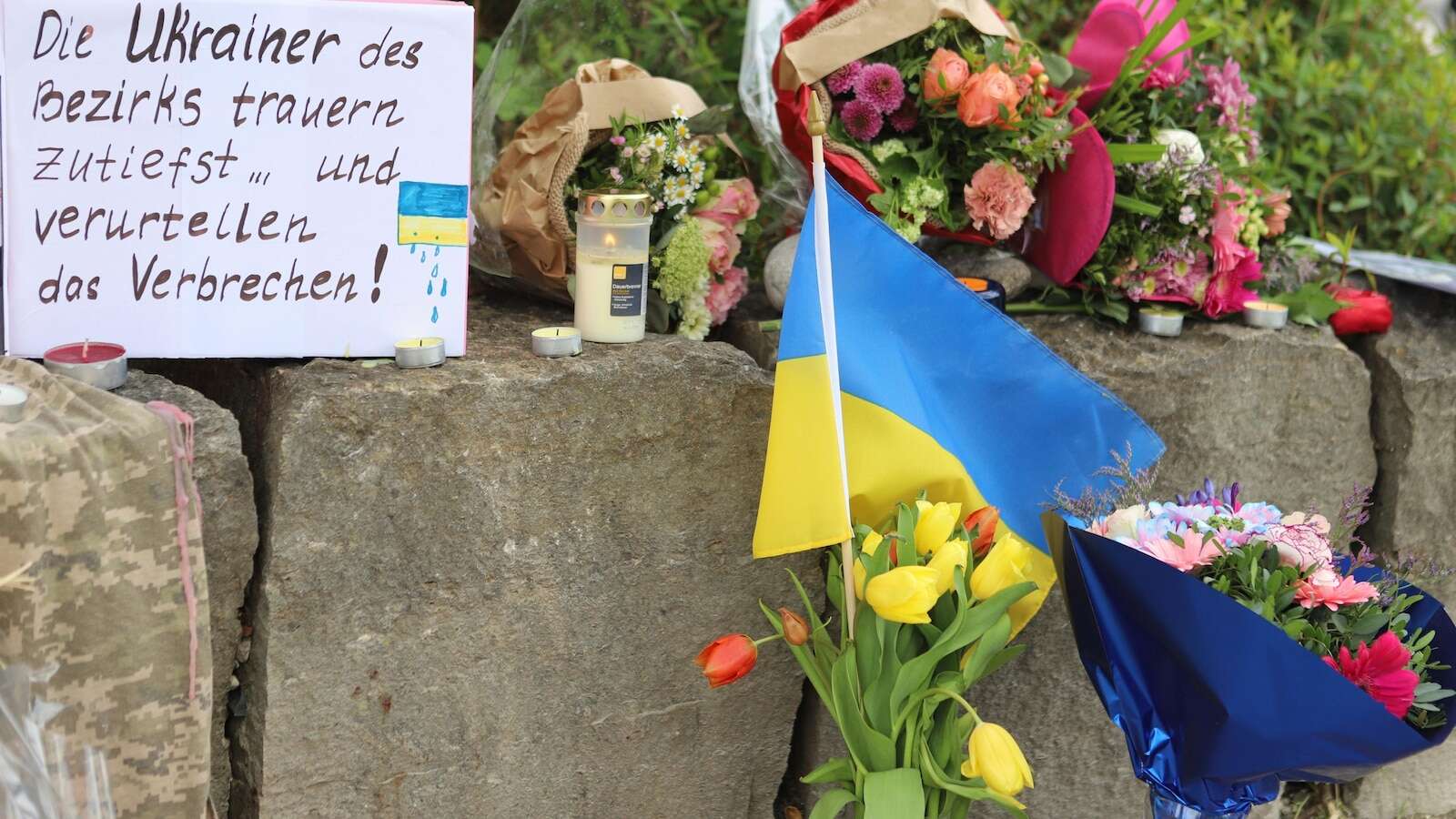 A Russian is charged over the fatal stabbing of 2 Ukrainian soldiers in Germany