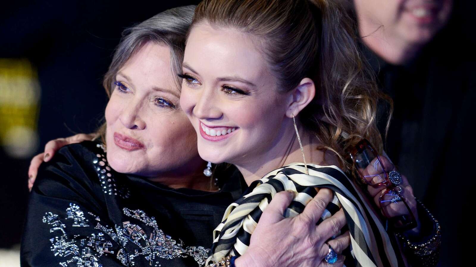 Billie Lourd honors mom Carrie Fisher on 8th anniversary of her passing