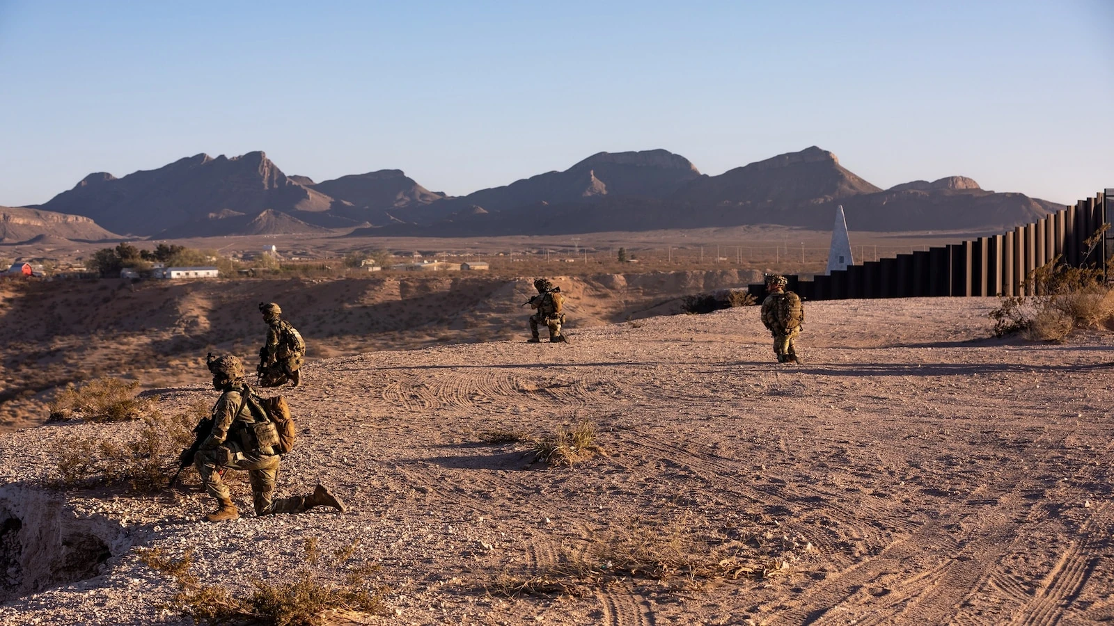 To stop migrants, US Army to take control of some of border with Mexico