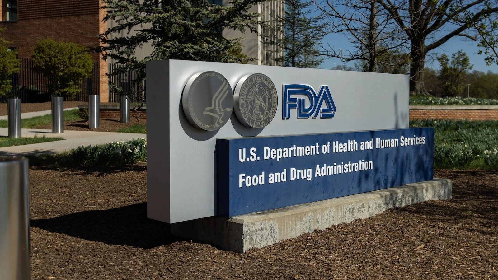 FDA removes warning label on hormone replacement therapy for menopause