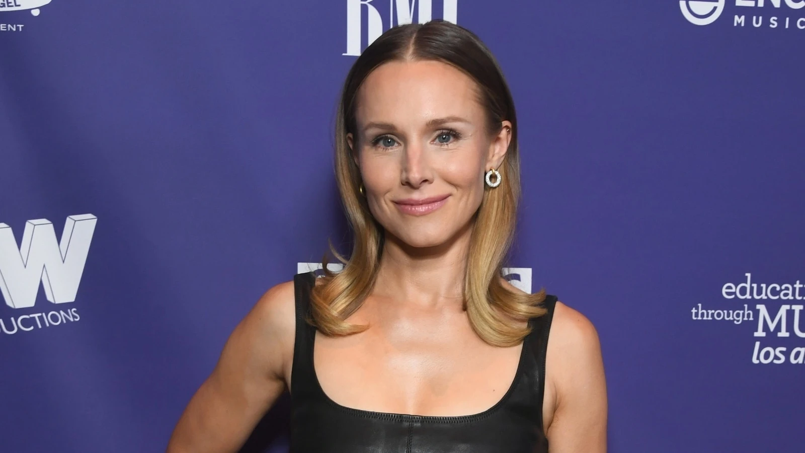 What Kristen Bell actually packs in her kids' lunch boxesPlus, how she divides parenting duties with husband Dax Shepard. 5/15/2024 09:31:00 EDT