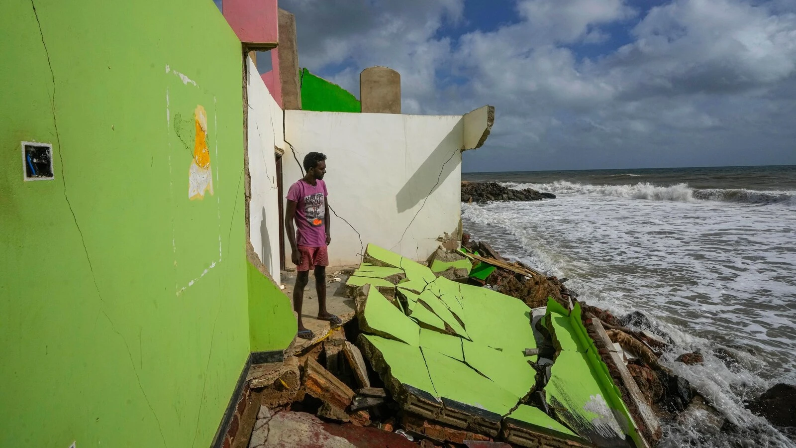 The sea is higher than we thought and millions more are at risk, study finds
