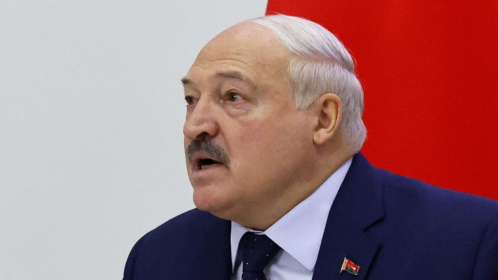 Putin won't accept EU force in Ukraine: Lukashenko