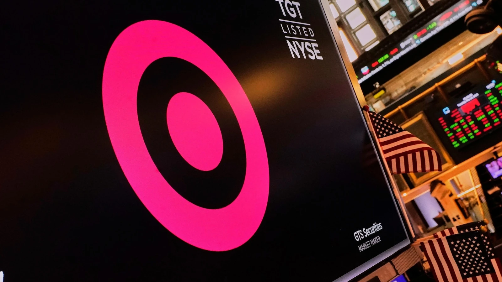 Target sales fall sharply in 1st quarter and retailer warns they will slip for all of 2025